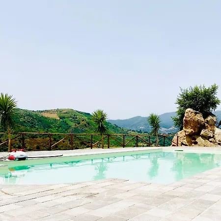 Mama Lina Alloggio per agriturismo *