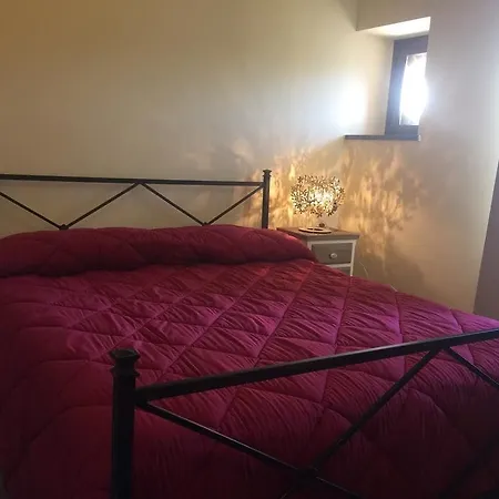 Alloggio per agriturismo Mama Lina Patti